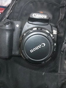 Cannon Camera !!! needs a charger adapter - Picture 1 of 3