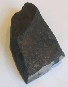 Eisenmeteorit mit Fusionslinien - 295gm orientiertes Exemplar نيزك حديدي - Bild 1 von 5