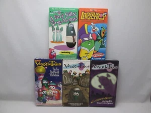Veggie Tales: VHS (Lot of 5) Larryboy, Sing-Along, The Toy that Saved Christmas+ - Picture 1 of 10