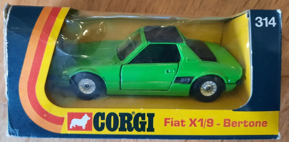 Corgi Fiat X1/9 1:36 , grün, sehr gut erhalten Nr. 314 von 1976 in OVP ( 1 ) - Bild 1 von 1
