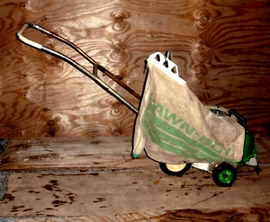 lawn-boy vintage push mower with bag - Picture 1 of 8