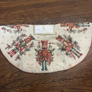 Rachel Ashwell Juguete Cuentas Soldado Cascanueces Mini Falda Árbol 24” - Imagen 1 de 8