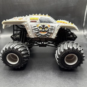 Hot Wheels Monster Jam Maximum Destruction Max-D Die-cast Truck Mattel 1:64 MINT - Foto 1 di 7