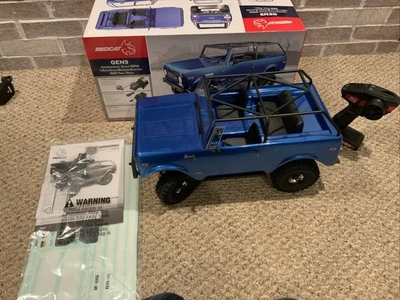 Redcat Gen9 Scout 800A 1/10 4WD RTR Scale Rock Crawler (Blue) w/2.4GHz Radio - Image 1 of 4