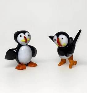 2 ct Mini mundgeblasene Glas Smoking Pinguin Figuren stehend 1,75" Arktis Dekor - Bild 1 von 10