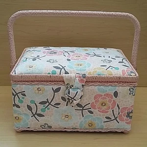 BNWT-Hobby Gift-Medium-Lulu Contemporary Floral Design Fabric Covered Sewing Box - Picture 1 of 1