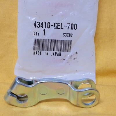Nuevo OEM Honda 43410-GEL-700 RR. Brazo de freno 00-03 XR50R 04-09/11-25 CRF50F Foto 1 de 3