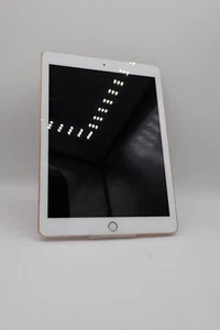 Apple iPad 6.Gen 2018 128GB WiFi Rose Gold Wlan DEFEKT Kein BILD A1893 #4464 - Bild 1 von 5