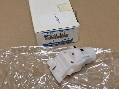 Interruptor de encendido contacto de bloqueo Mazda Demio 323 626 B0YA66151 genuino NUEVO Foto 1 de 4