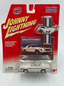Johnny Lightning Mustang Series #16 1973 Ford Mustang Convertible 222C - Picture 1 of 7