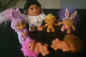 Lot Of 6 vintage Troll dolls - Picture 1 of 4
