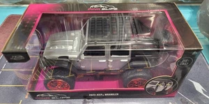 2023 Jeep Wrangler 1:24 - VHTF 2025 JADA Pink Slip Chase - Picture 1 of 8