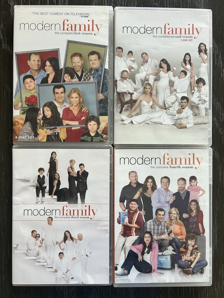 Modern Family DVD Seasons 1, 2, 3, 4 Foto 1 de 1