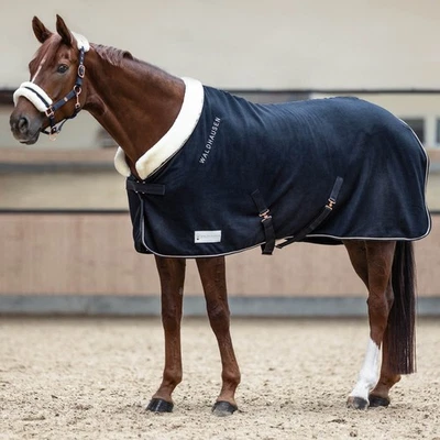 Waldhausen 145 cm Nachtblau Abschwitzdecke Modern Rosé - Bild 1 von 4