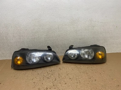 Juego de faros halógenos izquierda+derecha Hyundai Elantra 2004 2005 2006 T8051 DW Foto 1 de 4