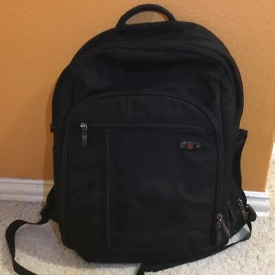 🔥 Victorinox 瑞士军队笔记本电脑旅行书包背包 二手 阅读说明 — 第 1/4 张图片