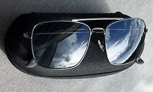 Gafas de sol Foster Grant Aviator - Marco Gunmetal - Lente gris NS0518 LFD 1904 GUN - Imagen 1 de 8