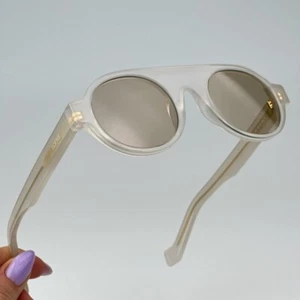 Loewe Women Sunglasses Clear White Gold Brown Round LW40020I 21E BRAND NEW - Picture 1 of 10