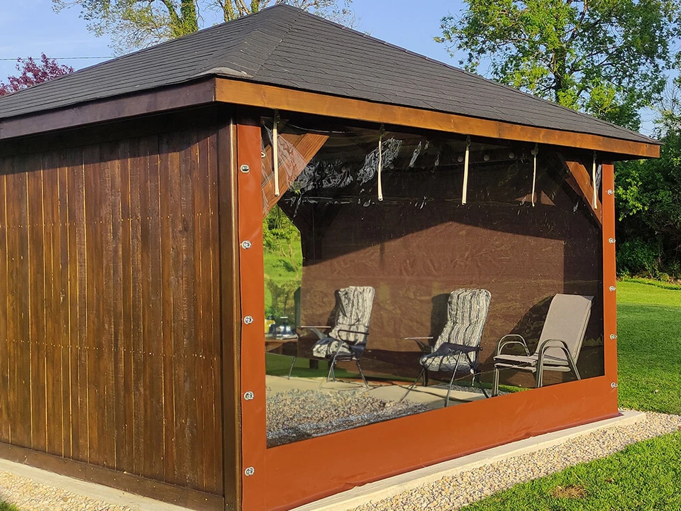 ​CHIUSURE LATERALI IN PVC SU MISURA PER GAZEBO PROTEZIONE IMPERMEABILE ESTERNI​ - Image 1 of 4