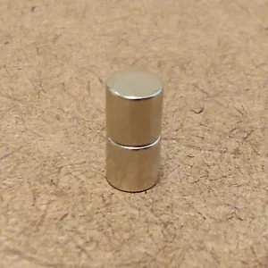 2 Neodym zylindrische (1/4 x 1/4) Zoll Zylinder/Scheibenmagnete. - Bild 1 von 1