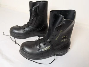 Vtg Bata US Military 1981 Extreme Cold Weather Mickey Mouse Combat Boots 11 XN - Picture 1 of 8