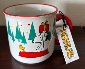 Peanuts Snoopy & Woodstock Christmas Presents & Trees 21 oz Mug New for 2023! - Picture 1 of 5