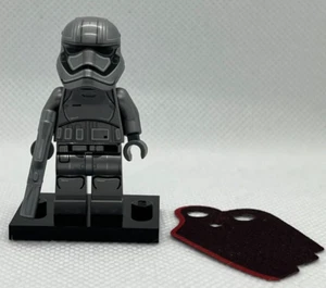 NEW LEGO Captain Phasma Minifigure sw0684 75103 First Order Fighter Star Wars - Picture 1 of 4