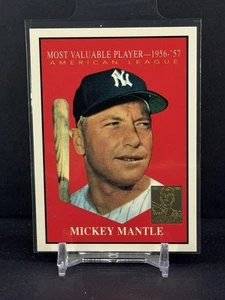 Mickey Mantle 1997 Topps #31 Mickey Mantle Commemorative Reprints Yankees - Picture 1 of 2