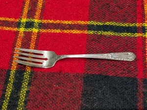 Tenedor de ensalada de plata esterlina inaugural por State House 6 1/4" - Imagen 1 de 3