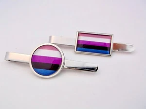 GENDERFLUID FLAG GAY PRIDE RAINBOW TIE SLIDE GRIP CLASP CLIP PIN BADGE BAR GIFT - Bild 1 von 6