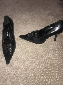 Popushier Black Pointy Heels Size 36 6 EUC - Picture 1 of 3
