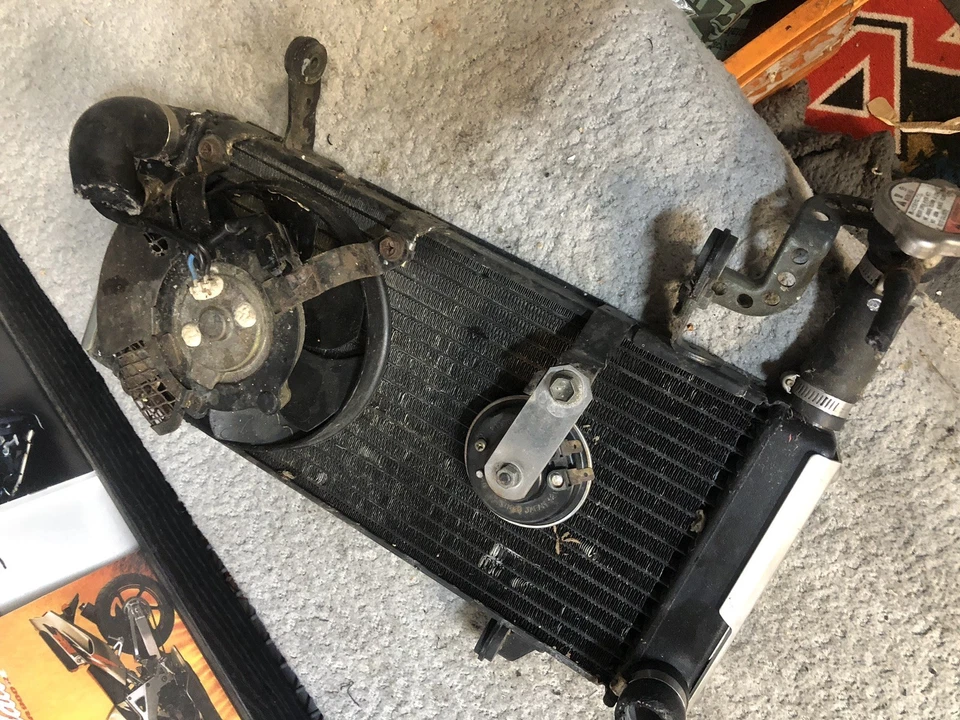 Suzuki SV1000 K3 Rad Radiator With Trims And Fan - Image 1 of 4