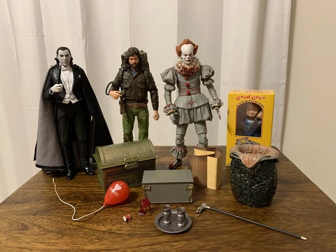 Neca Toys Ultimate Dracula, Chucky, Pennywise, McReady, The Mummy Lot Cover