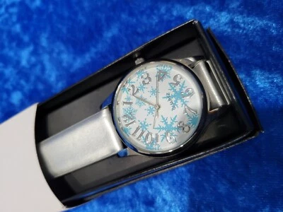 Relógio de inverno 2015 Avon Whimsy - Imagem 1 de 4