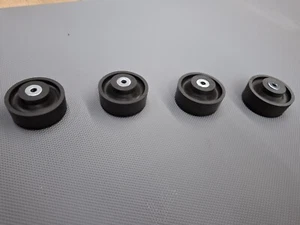 Set of 4 Damping Feet for Turntables - Picture 1 of 12