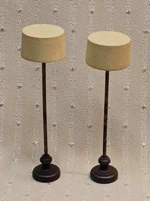 PAIR OF ANTIQUE STROMBECKER FLOOR LAMPS FOR MINIATURE DOLLHOUSE Foto 1 de 4
