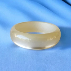 Brazalete Grueso Vintage Moonglow Lucite Off White Retro Funky Boho - Imagen 1 de 8