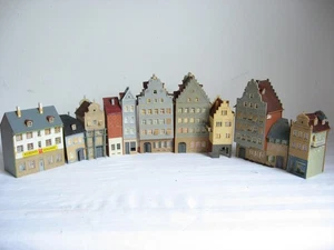 ET503* FALLER H0 Konvolut Altstadthäuser 11 Stück gebaut - Bild 1 von 9