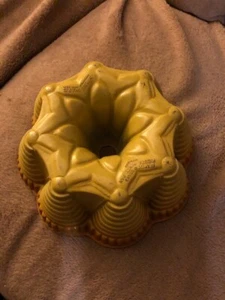 NORDIC WARE ~ Fiesta Party Pfanne ~ MADE IN USA ~ Bundt Style ~ Katze #45100 (9 Tassen) - Bild 1 von 2