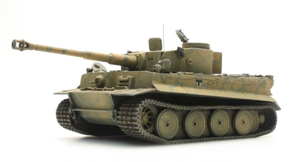 ARTITEC 1:87 · GERMAN TIGER I TANK  "KURSK CAMO" 1:87 - Image 1 of 3