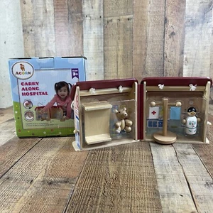 Eichel Carry Along Krankenhaus Holz Spielset Neu Offener Karton - Bild 1 von 12