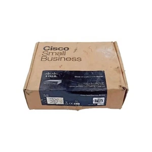 Cisco RV042 4-Port 10/100 Wired Router - New - Picture 1 of 13