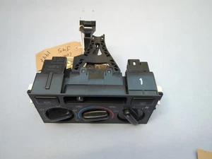 Toyota Land Cruiser Colorado 1997 J95 Heater Control Unit 55911-60030 - Picture 1 of 8