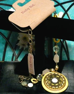 Mother of Pearl Necklace Large Pendant Beaded Necklace 18" with Extender NEW! - Picture 1 of 4