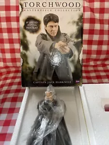 DOCTOR WHO / TORCHWOOD : CAPTAIN JACK HARKNESS 8" LIMITED EDITION MAXI BUST - Picture 1 of 24