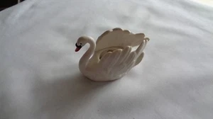 Vintage weißer Porzellan Schwan von Goebel of West Germany, (ZV103 I) 2,3" x 3,5" - Bild 1 von 4