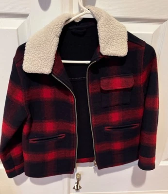Chaqueta a Cuadros Roja Zara Niñas Talla 9/10 (140 cm) Foto 1 de 3