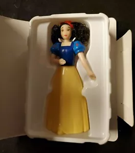 Figurina BIANCANEVE - 1995 McDonalds Disney Happy Meal giocattolo in scatola video astuccio - Foto 1 di 3