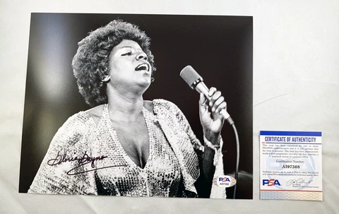 Gloria Gaynor Signed 8x10 Photo PSA/DNA 1 COA Cover