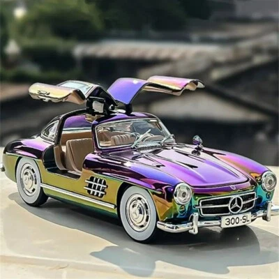 1:24 Benz's 300SL Alloy Classic Car Model With Sound & Light Collection Toy Gift - Image 1 of 4